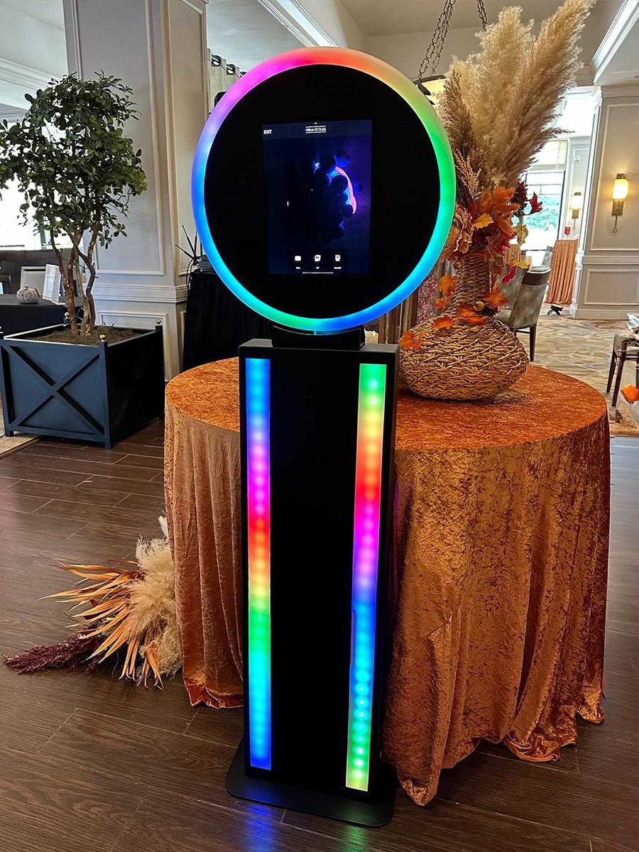 LUX-iPad 13 LED Premium Photo Booth Package