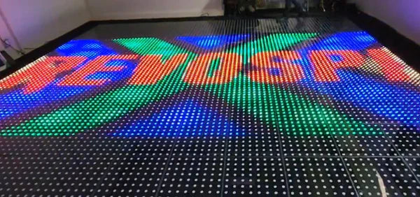 20x20 Pixel LED Dance Floor – 144 RGB Panels | Wireless & Magnetic