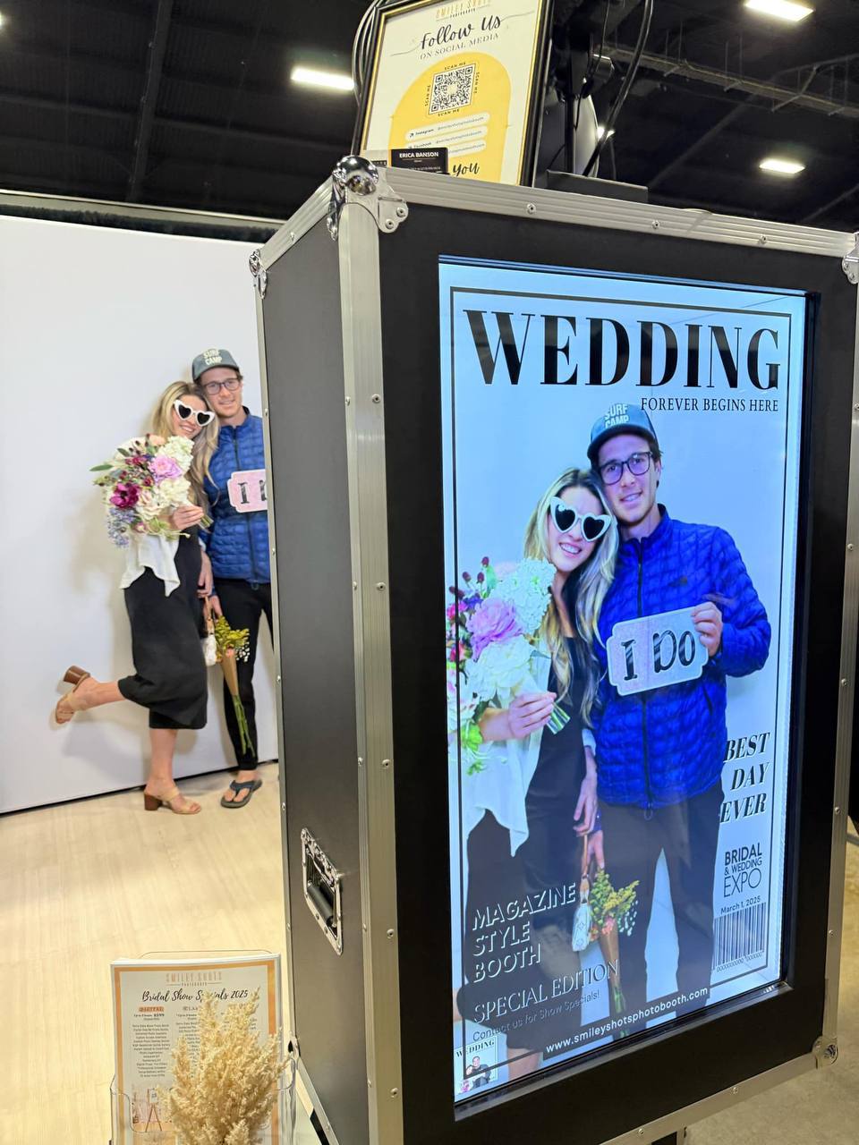 VogueBox Portable Magazine LightBox Photo Booth – Complete Business Package